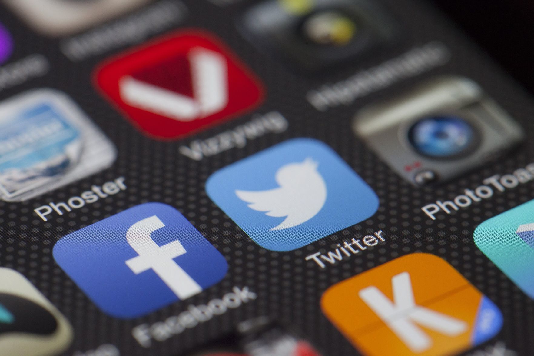Midlands Voices: 'Let Me Tell You How Wonderful I Am': Virtue signaling on social media